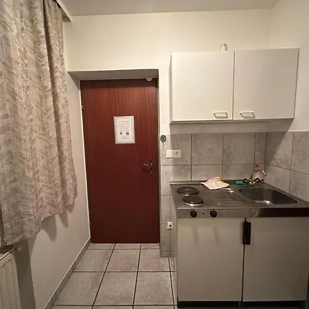 Mariazellerhof 011 アパート